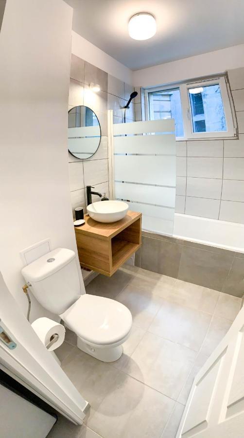 Luterana Studio Apartment Бухарест Экстерьер фото