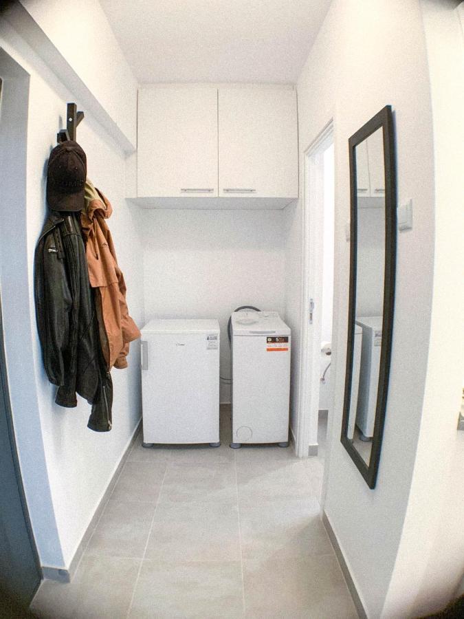 Luterana Studio Apartment Бухарест Экстерьер фото