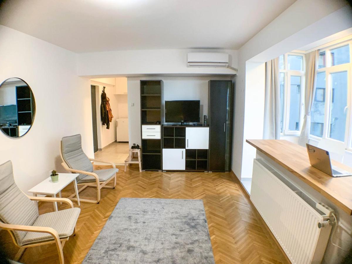 Luterana Studio Apartment Бухарест Экстерьер фото