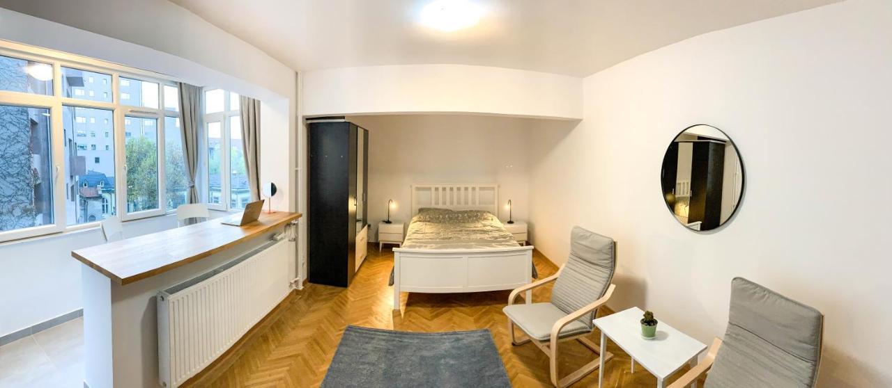 Luterana Studio Apartment Бухарест Экстерьер фото