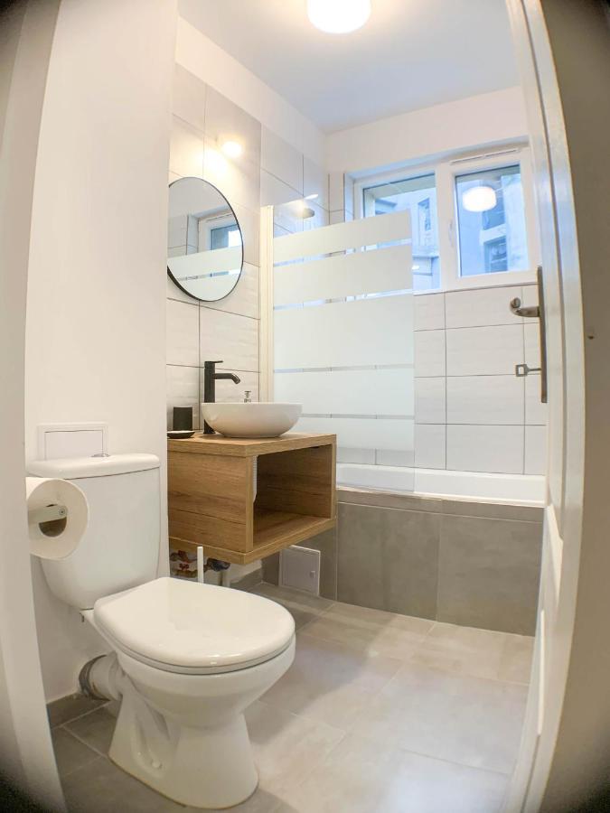 Luterana Studio Apartment Бухарест Экстерьер фото