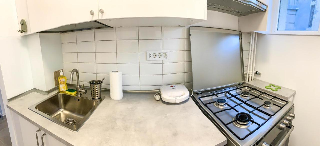 Luterana Studio Apartment Бухарест Экстерьер фото